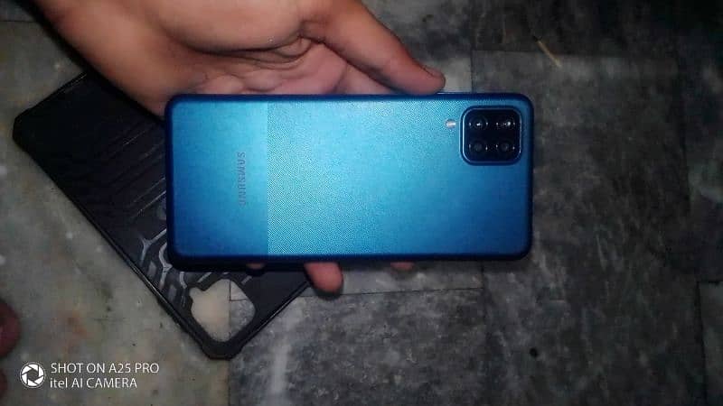 Samsung galaxy A12 0