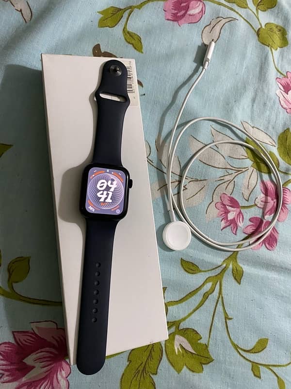 Apple Watch SE 2nd Gen 44mm + wifi + warranty 0