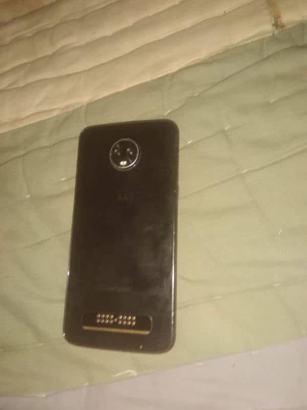 moto z3 5