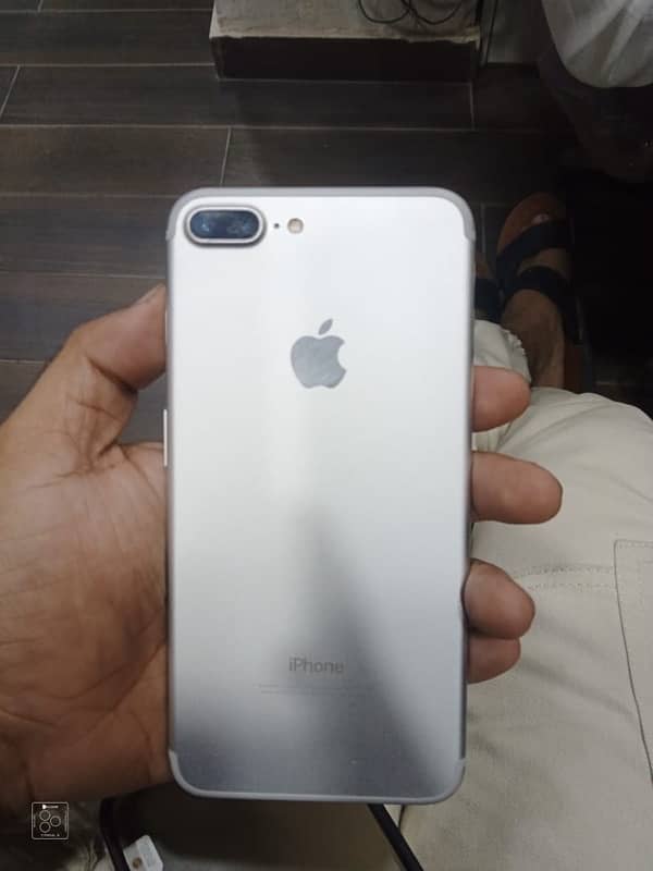 I Phone 7 Plus PTA (128) Silver 2