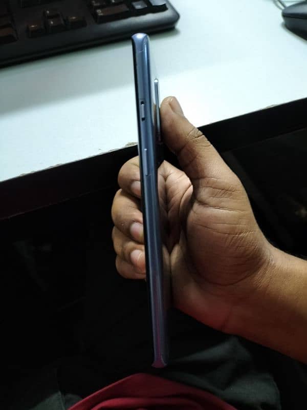 OnePlus 8 5g 8/128 6