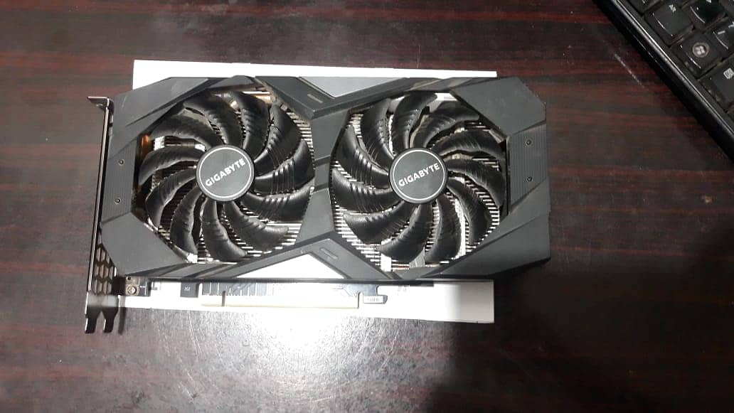 Gigabyte 1660 SUPER 6GB Dual Fan Graphics Card 1