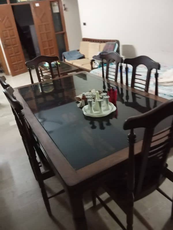 wooden Dining Table 6 seater Used 2