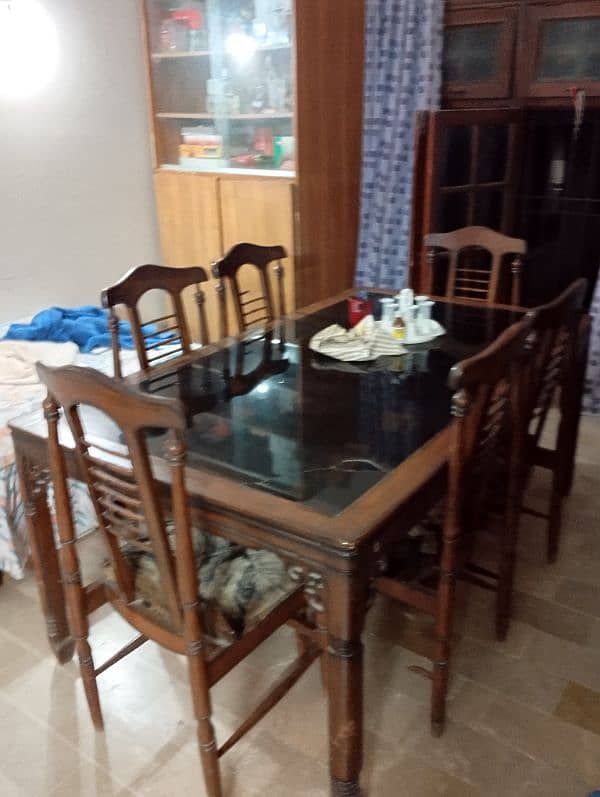 wooden Dining Table 6 seater Used 3