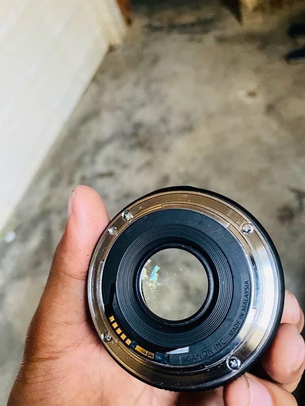 Canon 50mm 1.8 STM LENSE 3