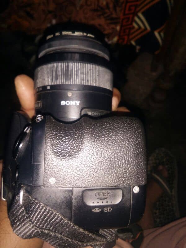 SONY A 58 DSLR CAMRA 2