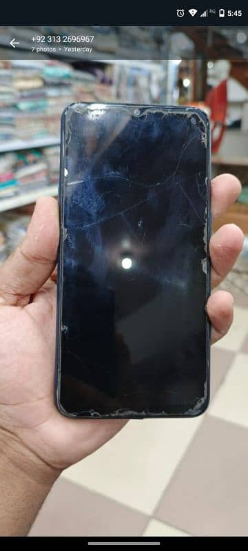 oppo a5s 4/64 dual sim condition 10/7 with box and chrger 6