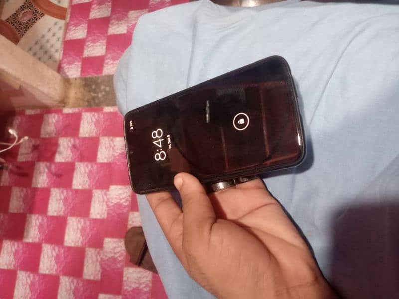 Moto z4 android for sale 4/128 pta approved 7