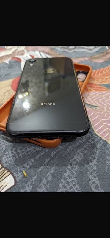 Iphone xr 128 official pta Approved duel water pack 3