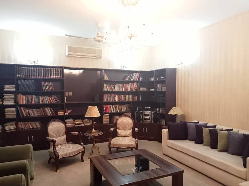 Cantt, 1 Kanal Upper Portion For Rent Gulberg Upper Mall Garden Town Shadman Gor Zaman park Lahore 10