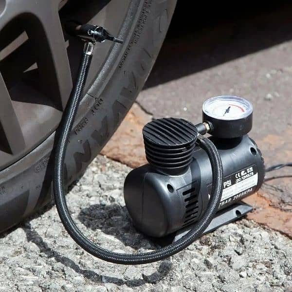 12 volt Portable Electric Car Air Pump 2