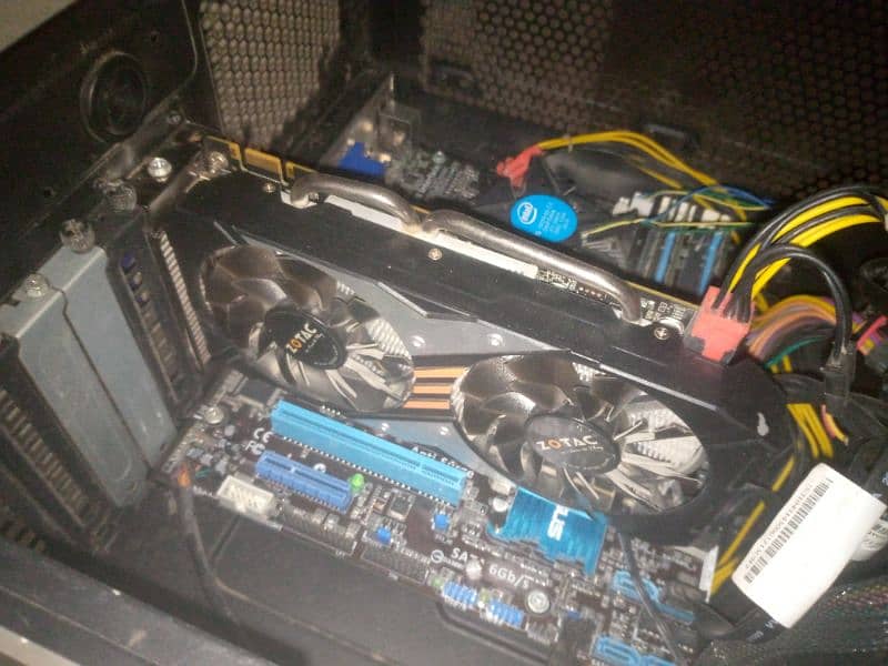 GAMING PC WITH GRAPHIC CARD ZOTAC GTX 960. . . 4