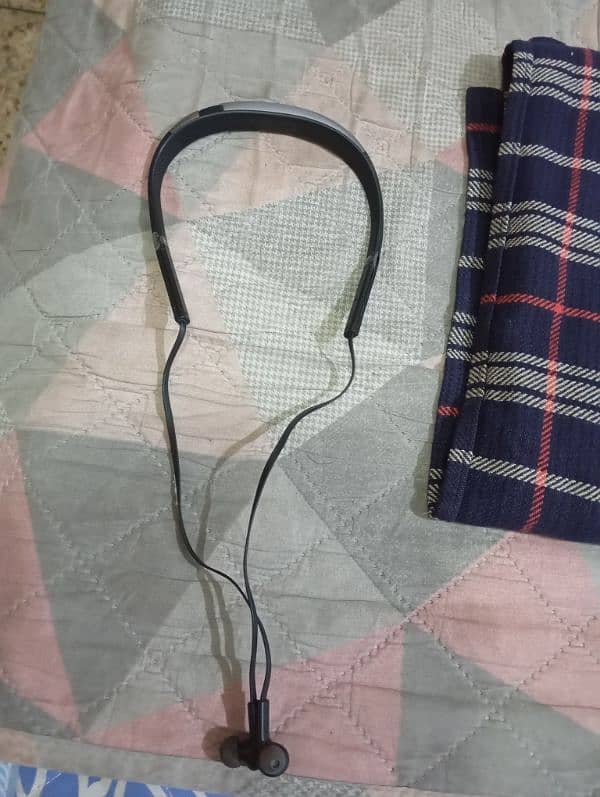 jabra changing handfree quantity available 1