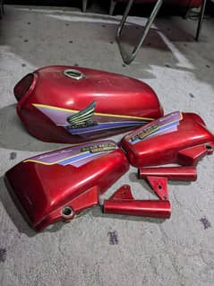 Honda 125cc. 2002 Model Fual Tank, Side Covers