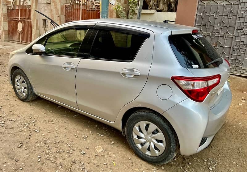 Toyota Vitz 2017 5