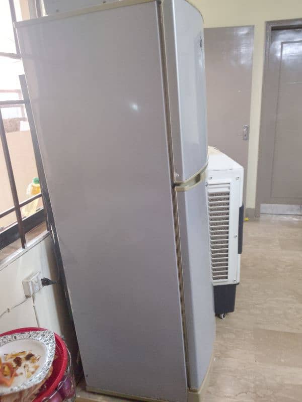 PEL refrigerator urgent sale 3