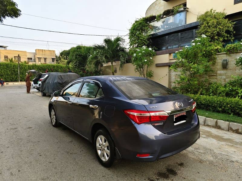 TOYOTA COROLLA ALTIS (AUTO) 1.6cc MODEL 2016 ORIGINAL STRONG BLUE COLR 3