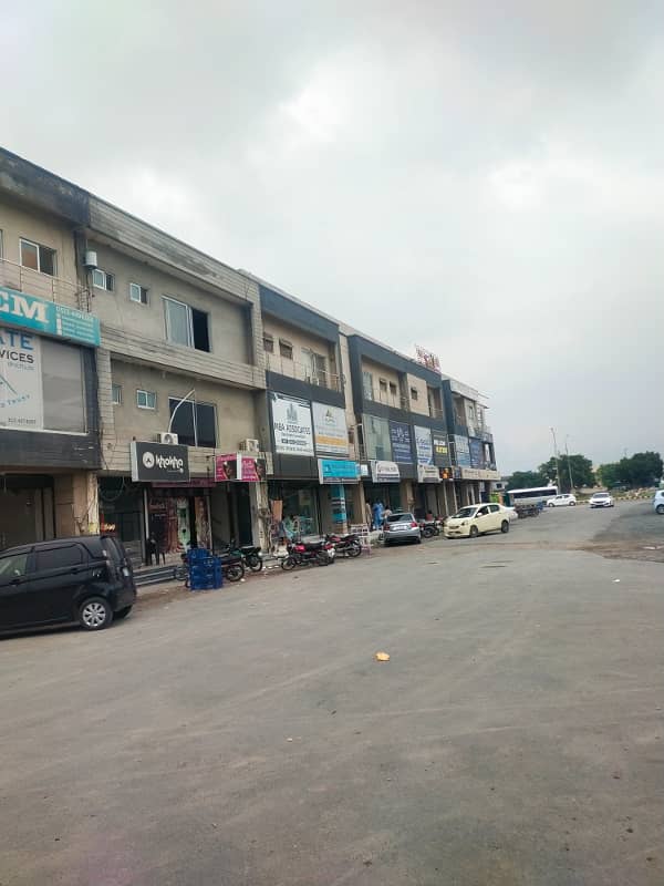 4 Marla Facing Stadium Commercial Building For Sale In A-Block Khayaban e Amin Society 1