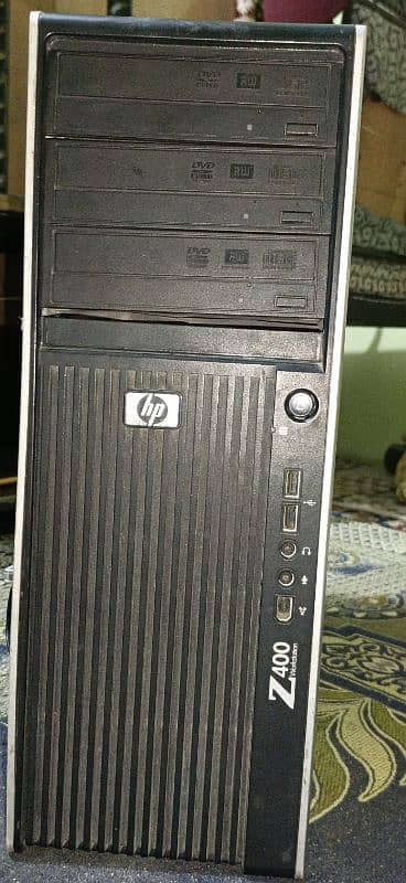 HP Xeon Z400 0