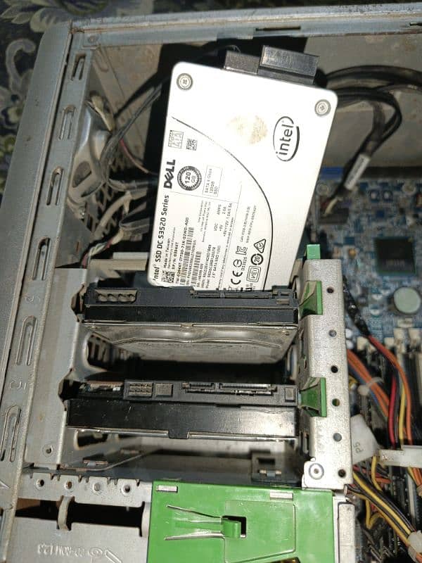 HP Xeon Z400 1