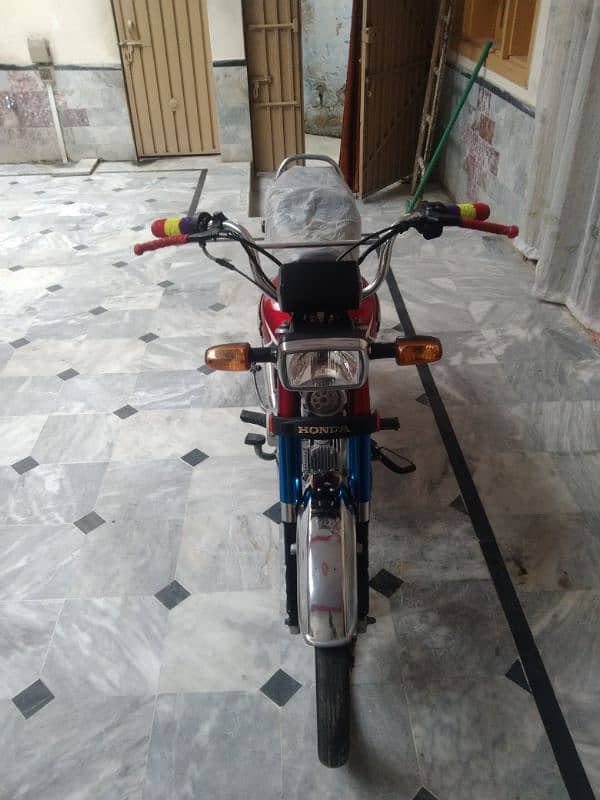 2022 model Honda Punjab chit ke dey lush condition dey 3