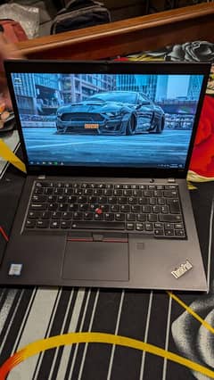 Lenovo x390 Core i5 8th gen 16gb ddr4 ram  better than x380 yoga