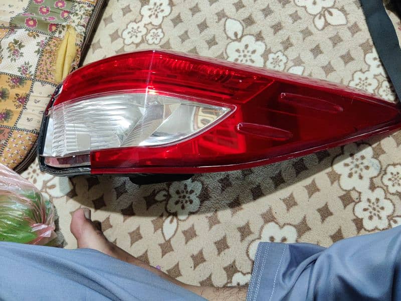 Toyota Yaris back light 1