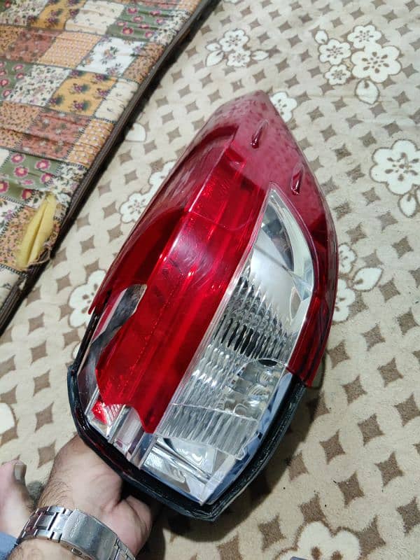 Toyota Yaris back light 2