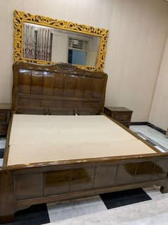 Pure Sheesham Wood 0321//512//0593 King size bed set new condition