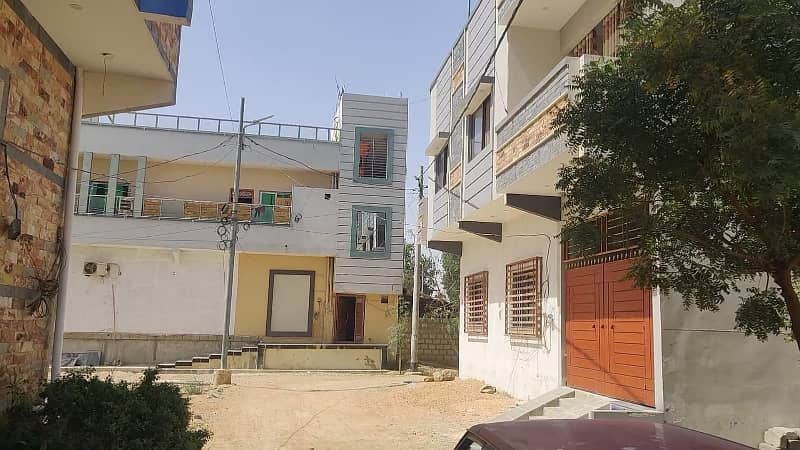 120 Yards House Available in Pir Ahmed Zaman Block-1 Karachi 7