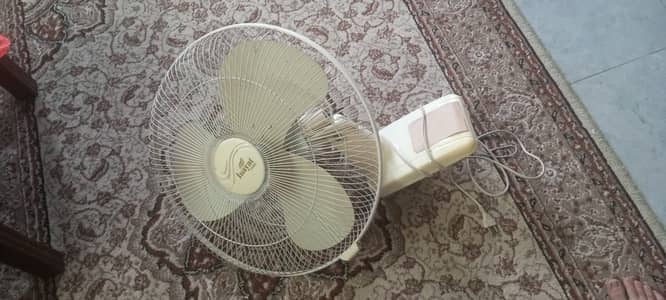 Inayat Bracket Fan