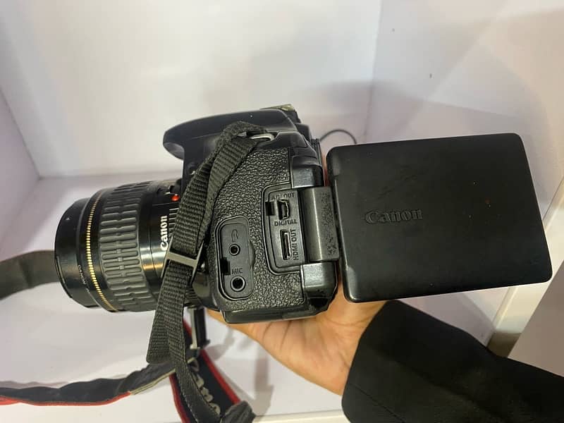 canon 600D DSLR Camera 2