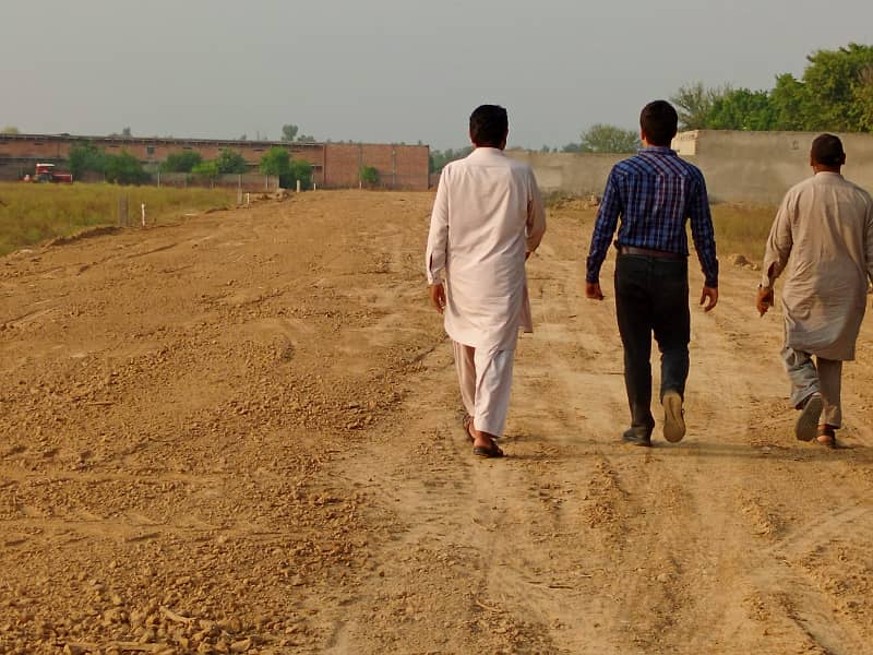 Sue-E-Asal Road Industrial Land Sized 2 Kanal 3