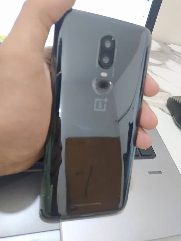 OnePlus 6 in Mint Condition 9