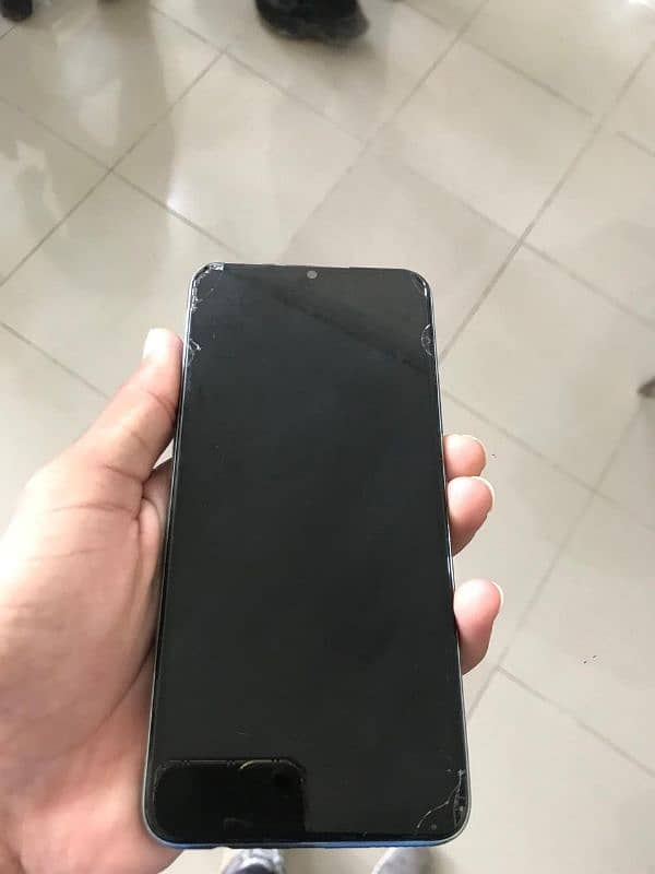 Vivo s1 4/128 2