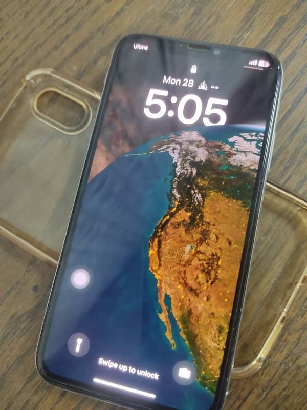 iphone xs 64 g  Non pta 3