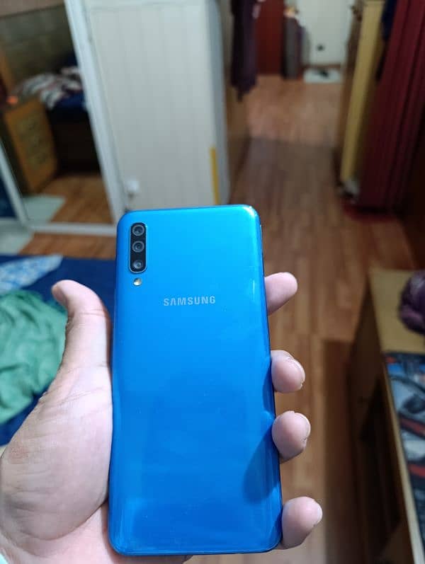 Samsung Galaxy A50 2