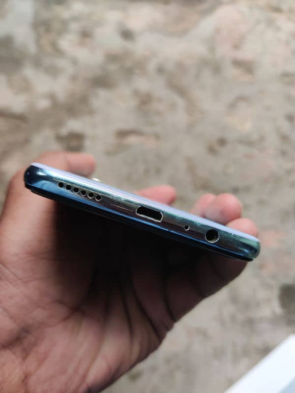 vivo S1 4/128 Good condition 2