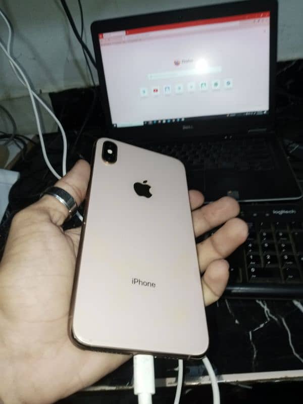 Iphone Xs max PTA Approved 74000 2