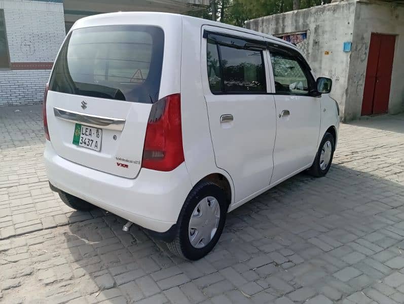 Suzuki Wagon R 2016 9