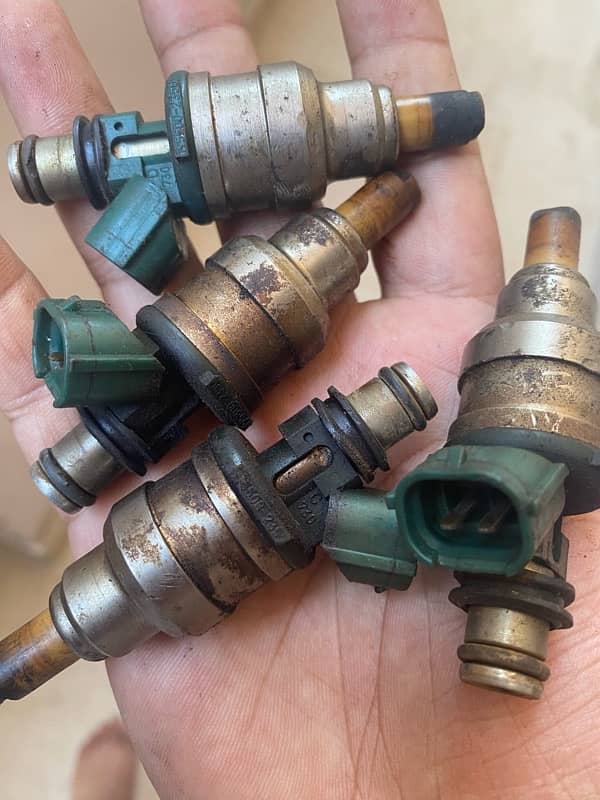 Cultus/ Baleno Fuel injectors, Fuel pump, Map sensor 1