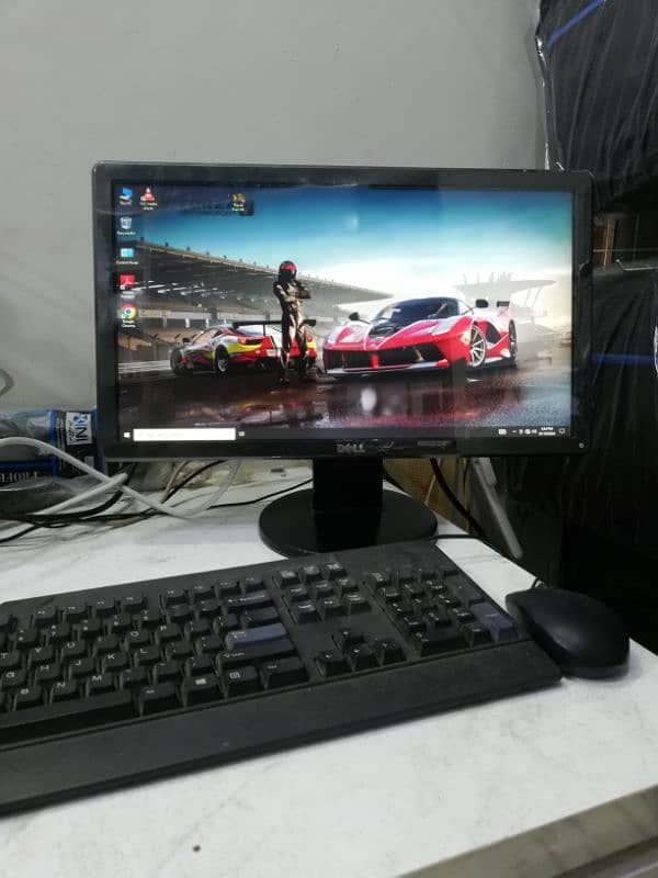 Dell 20", 22" & 24" LED Monitors in fresh Condition (UAE Import Stock) 0