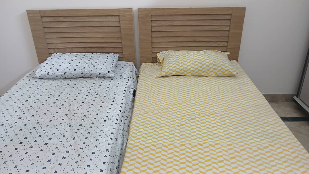 2 singal bed + brand new mattress 8