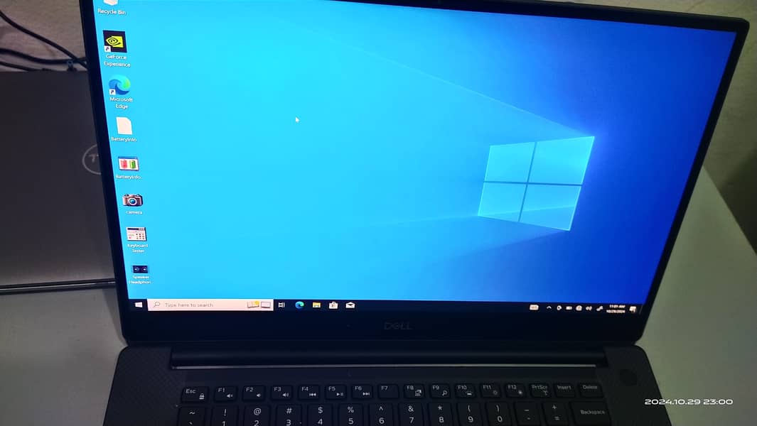 Dell xps 15 7590 3