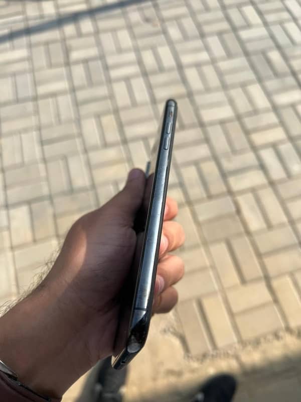 Iphone XS Max Pta Approved 3