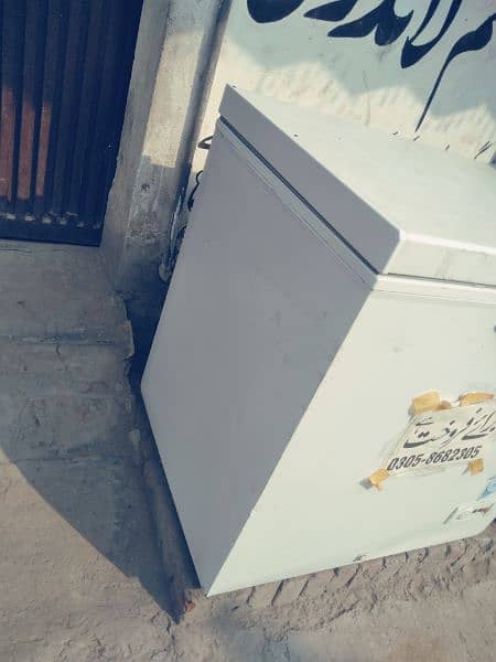 Dawlance freezer for sale good condition good working original Halat 2