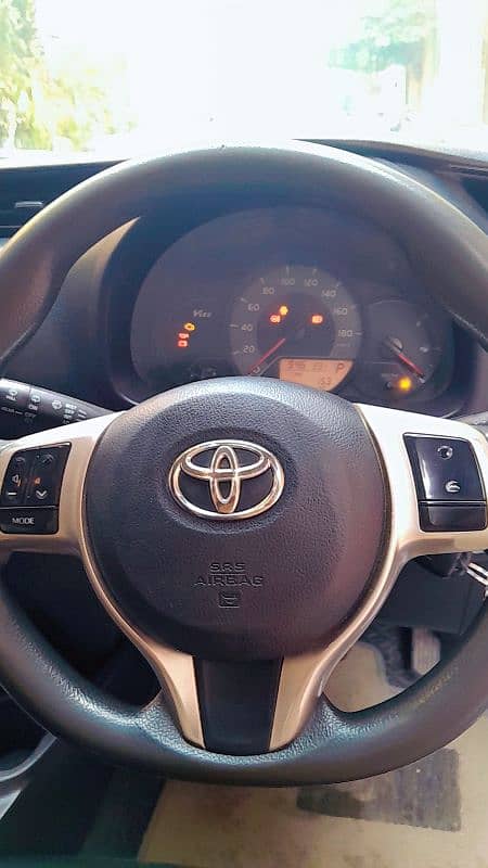 Toyota Vitz 2014/2017 7