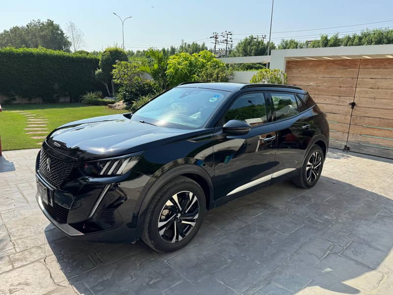 Peugeot 2008 Allure 2023 0