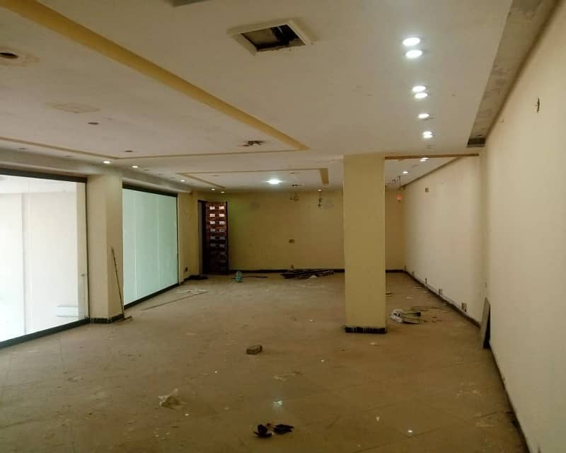 8 Marla Commercial Floor For Rent in Banker's Co-operative Society 0