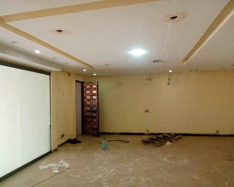 8 Marla Commercial Floor For Rent in Banker's Co-operative Society 7